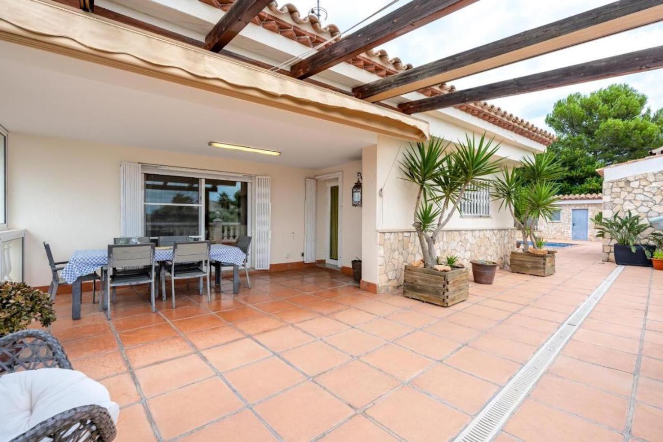 Catalunya Casas Tranquil Paradise, Private Pool And Only 200 Meters To Beach! * L'Ampolla